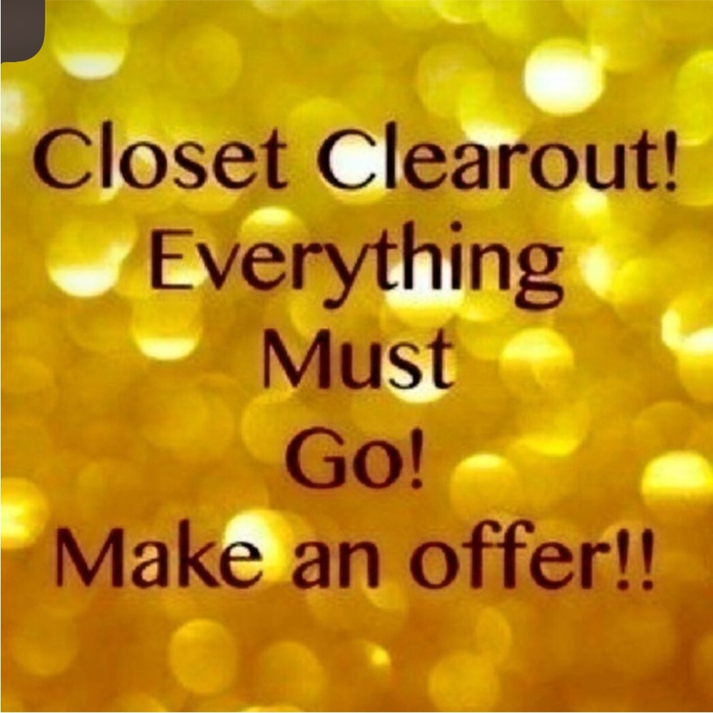 Closet Clearout Offer Sign